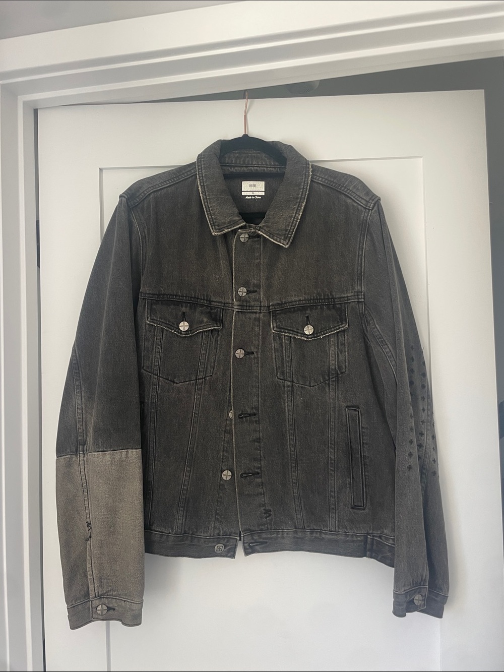 Ksubi Men's Washed Black Denim Jacket - Casual Trucker Style